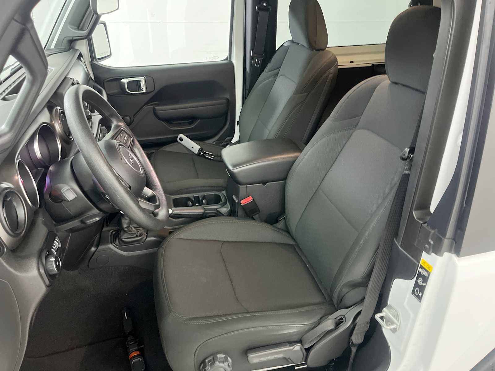 Thumbnail: 2021 Jeep Wrangler - 13