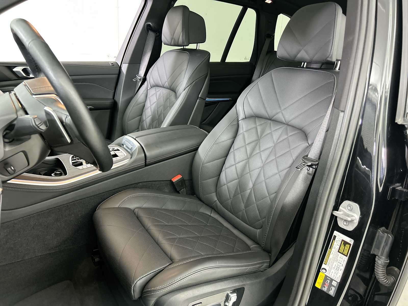 Thumbnail: 2025 BMW X5 - 13