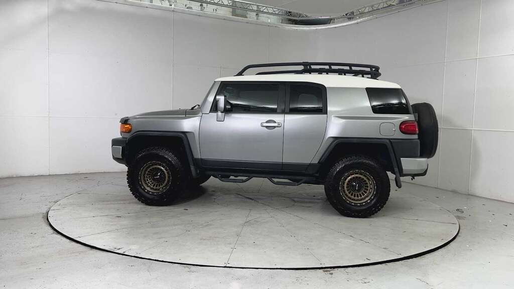 Used 2010 Toyota FJ Cruiser SUV