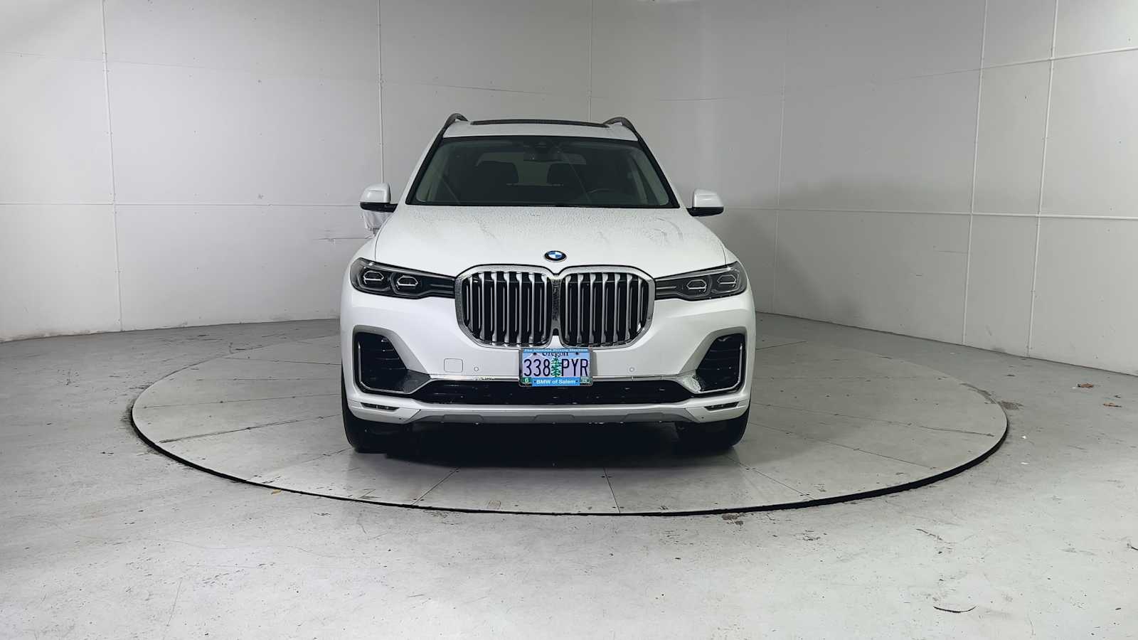 Thumbnail: 2021 BMW X7 - 7
