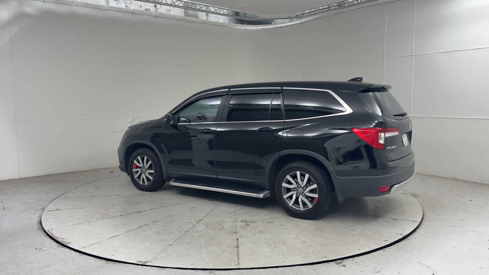 Thumbnail: 2020 Honda Pilot - 3
