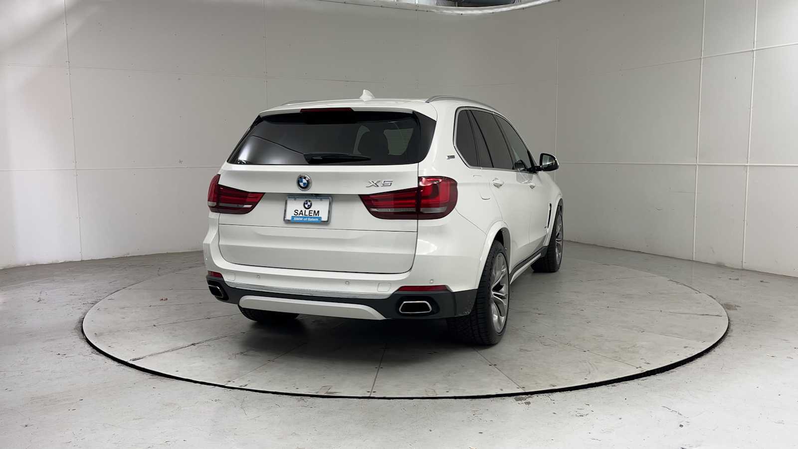 Thumbnail: 2017 BMW X5 - 2