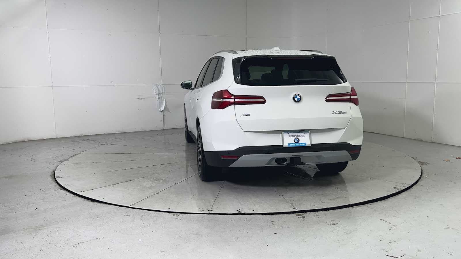 Thumbnail: 2026 BMW X3 - 3