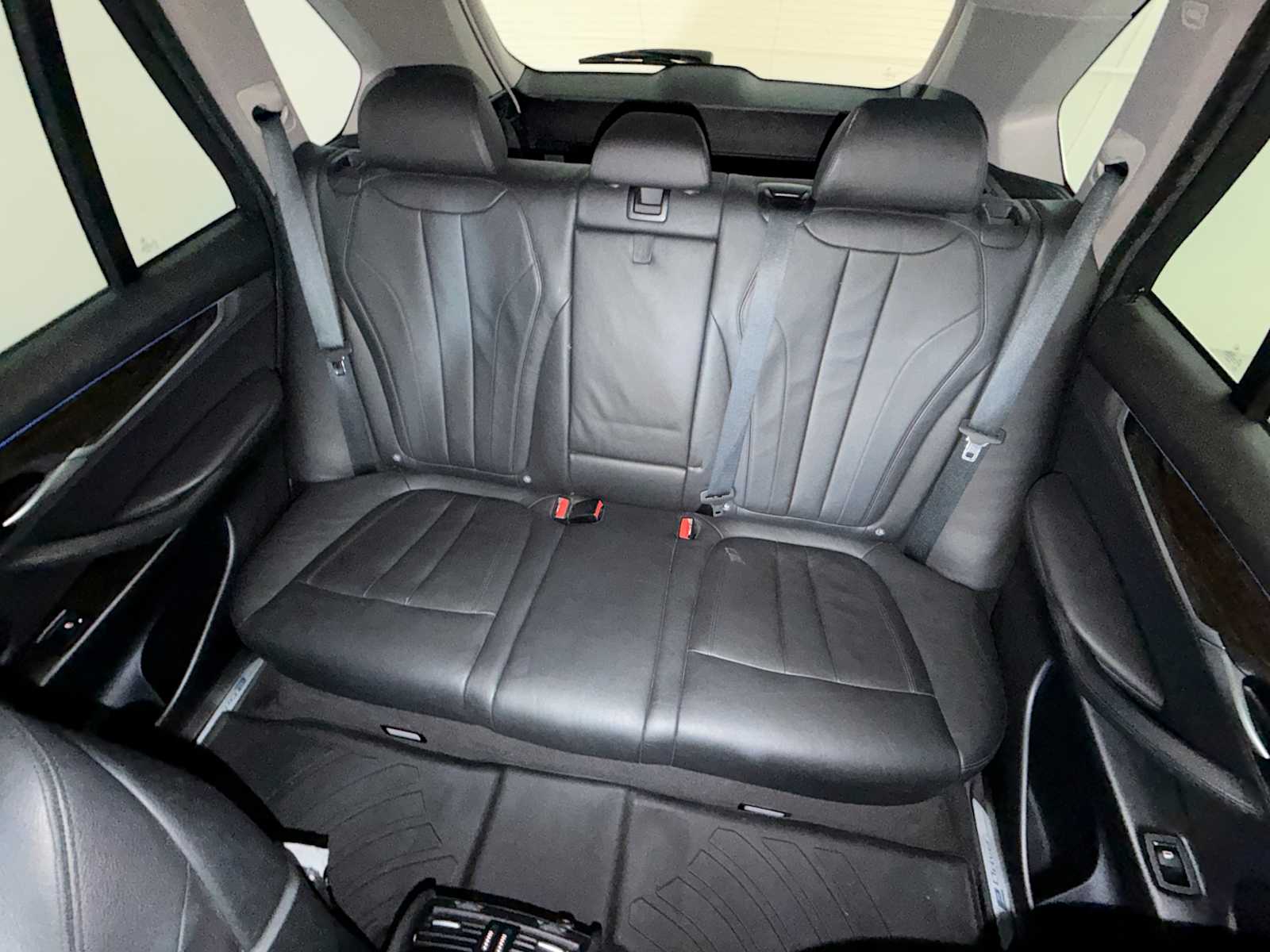 Thumbnail: 2016 BMW X5 - 25