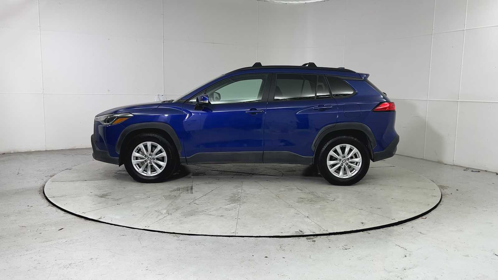 Thumbnail: 2024 Toyota Corolla Cross - 4