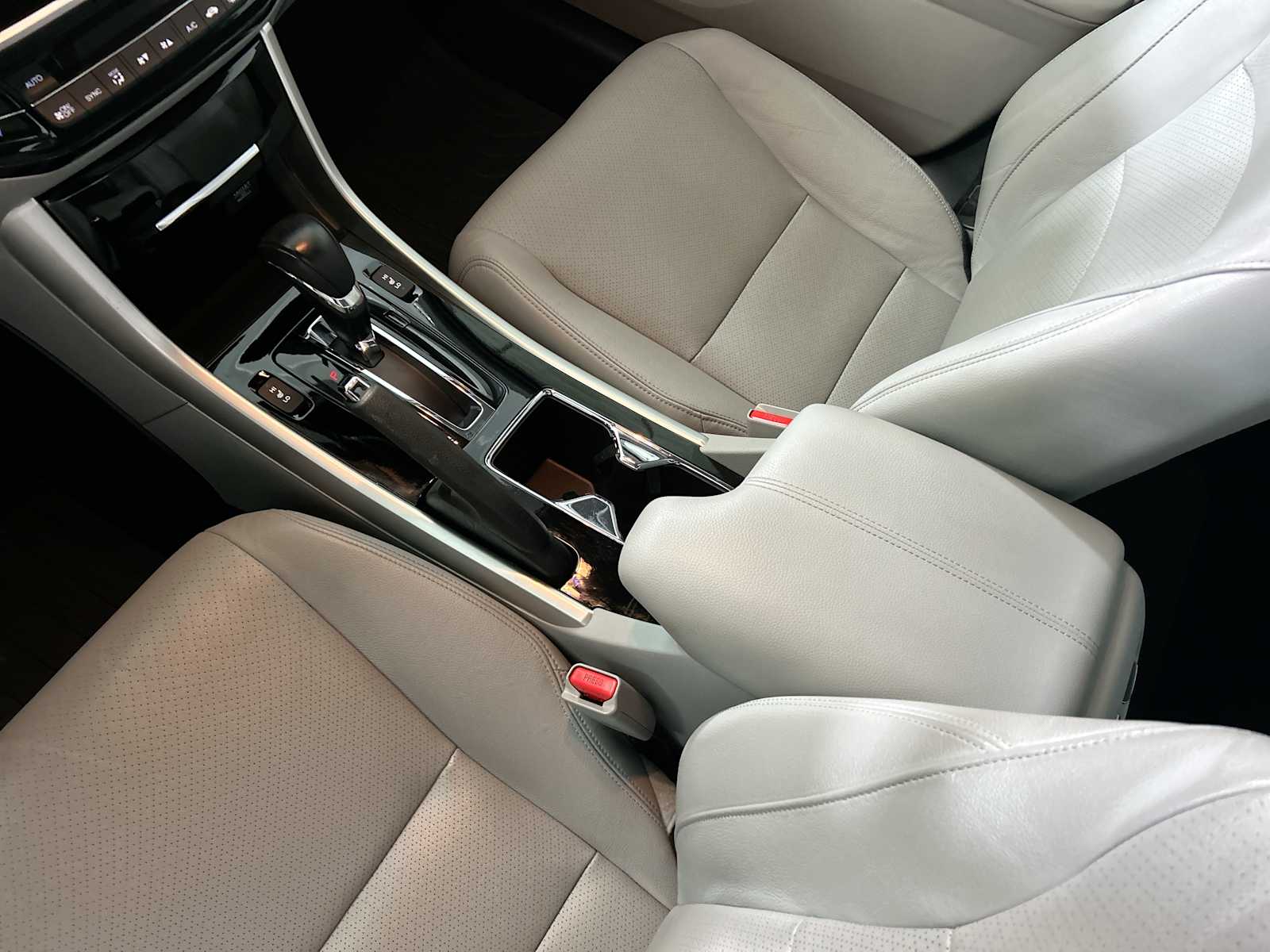 Thumbnail: 2016 Honda Accord - 23