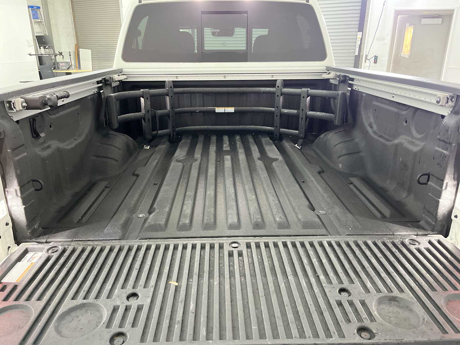 Thumbnail: 2023 Nissan Titan - 26