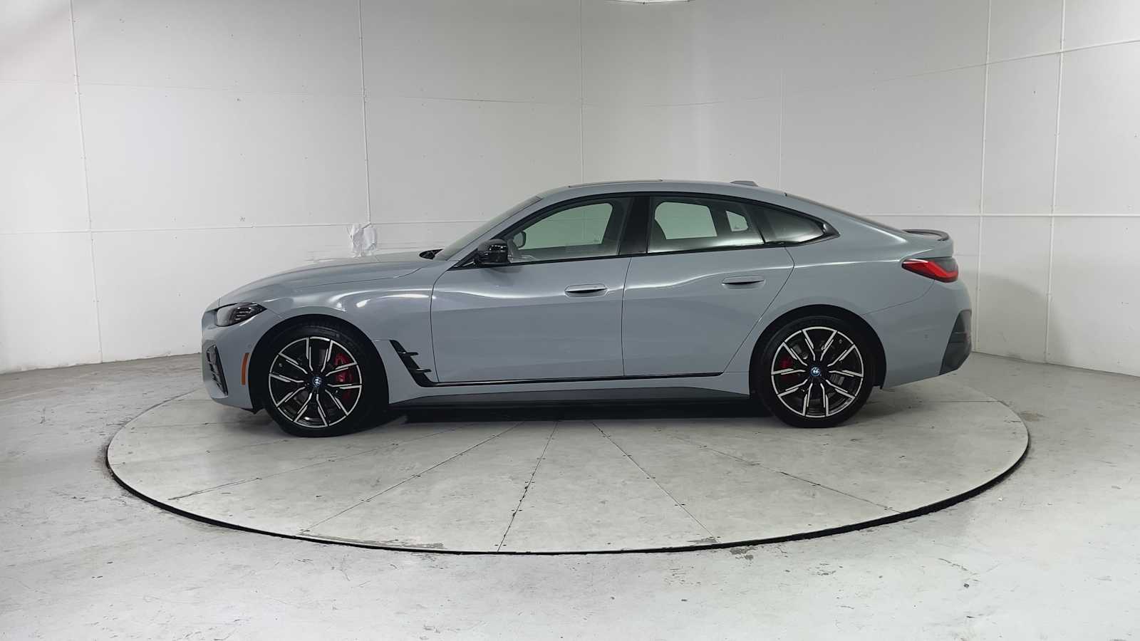 Thumbnail: 2023 BMW i4 - 4