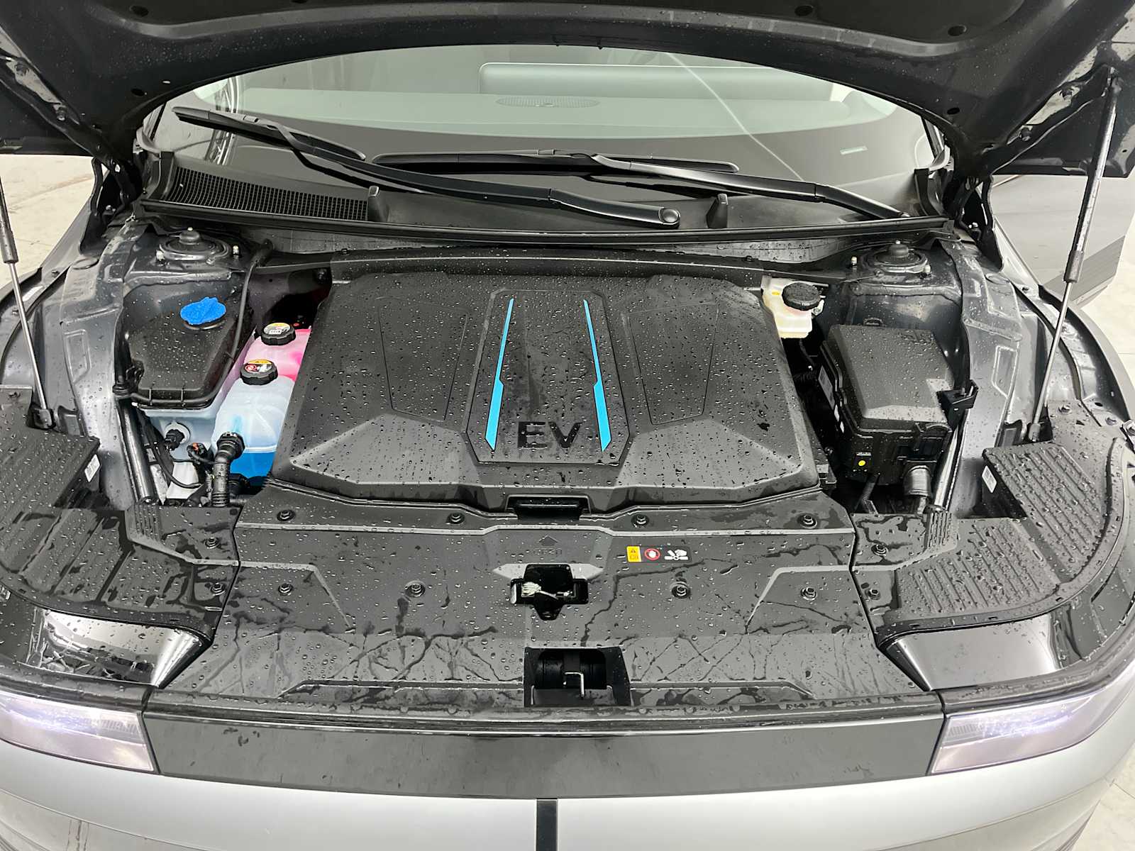 Thumbnail: 2024 Hyundai Ioniq 5 - 23
