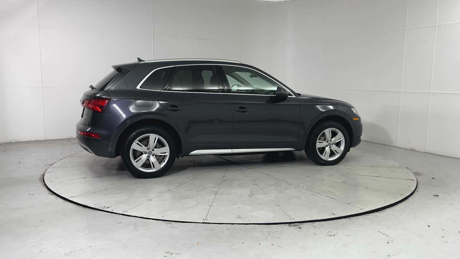 Thumbnail: 2018 Audi Q5 - 9