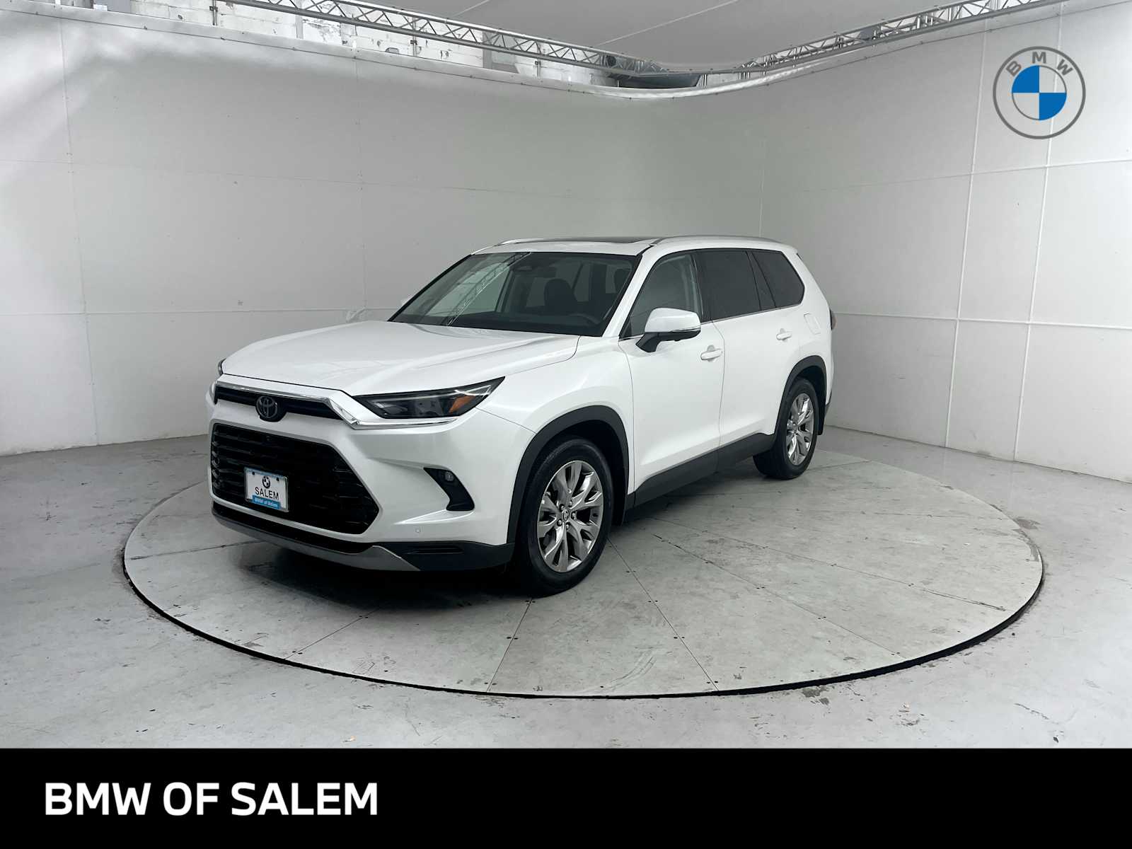 Thumbnail: 2024 Toyota Grand Highlander - 1