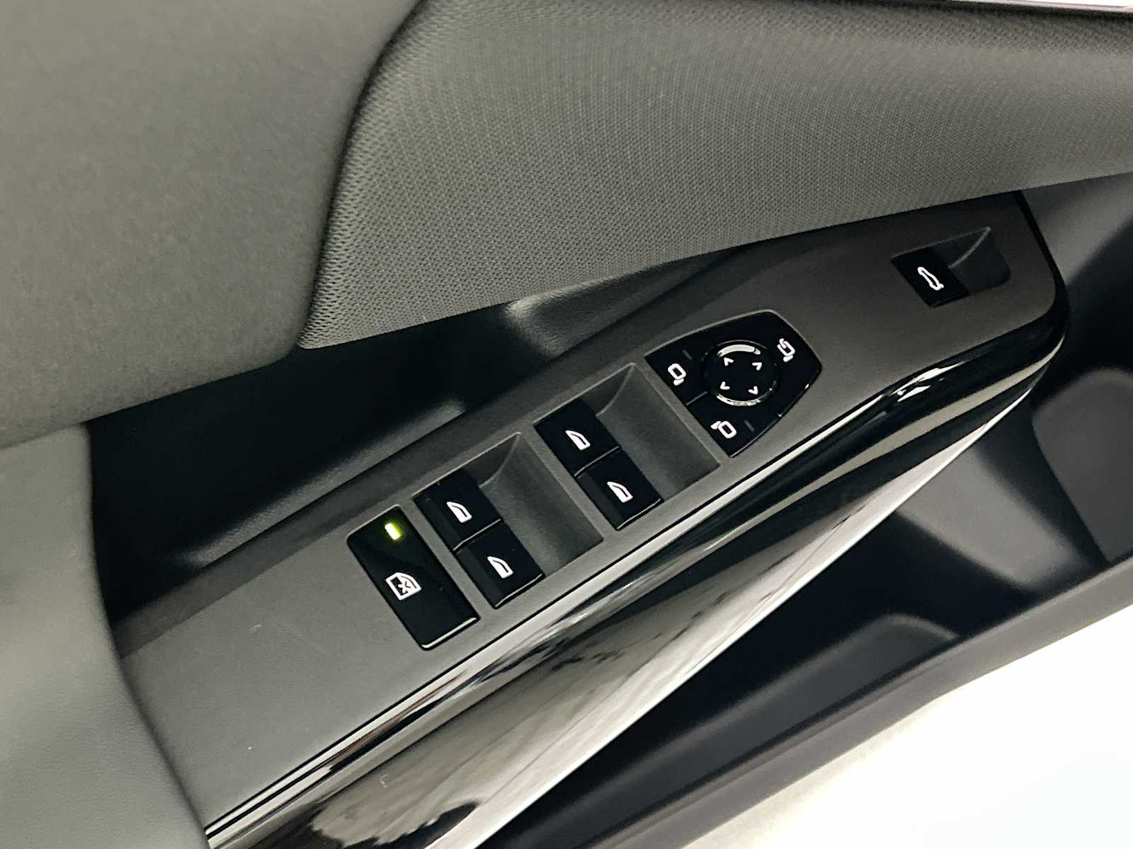 Thumbnail: 2026 BMW X3 - 15