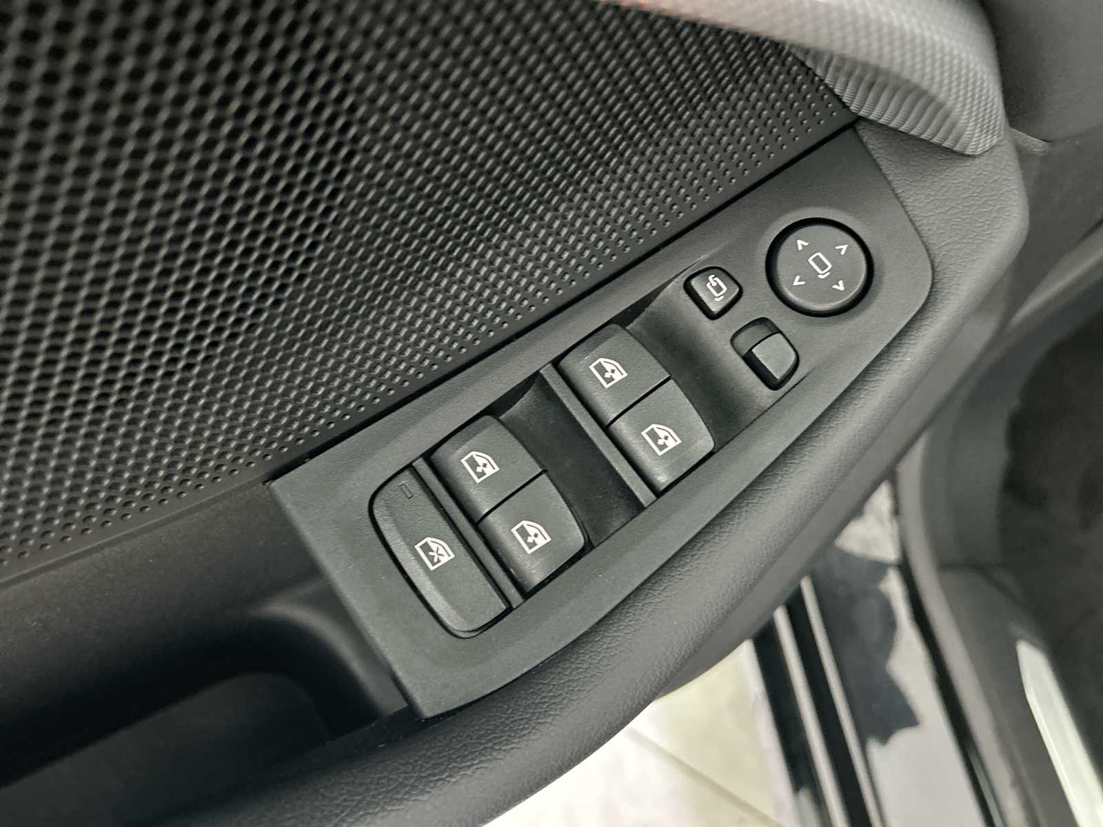 Thumbnail: 2024 BMW 2 Series - 15