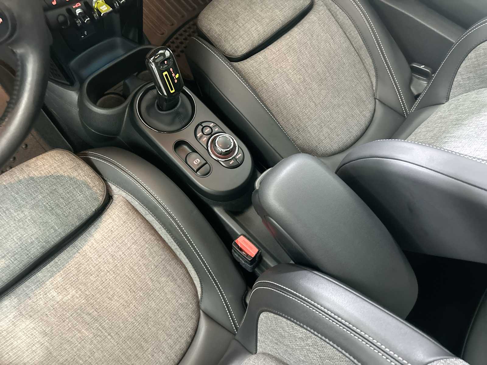 Thumbnail: 2023 MINI Cooper Hardtop - 23