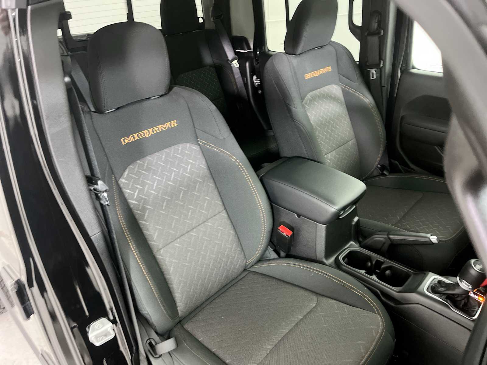 Thumbnail: 2025 Jeep Gladiator - 29