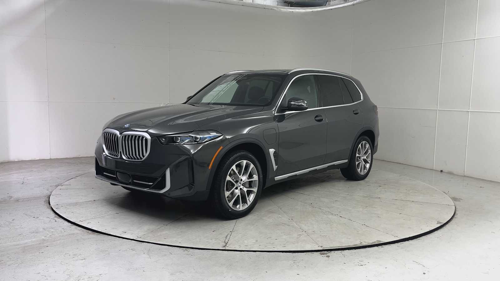 Thumbnail: 2026 BMW X5 - 5