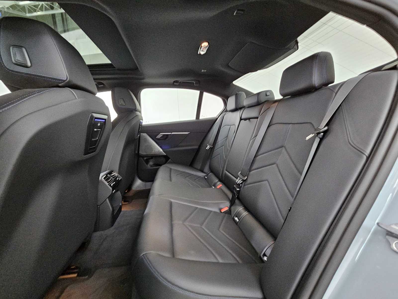 2024 BMW 5 Series 530i xDrive 19