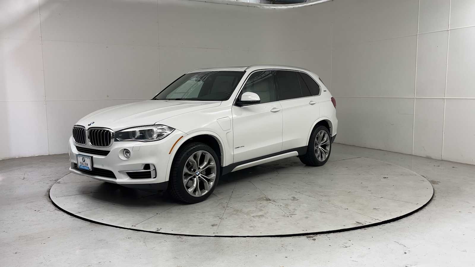 Thumbnail: 2017 BMW X5 - 6