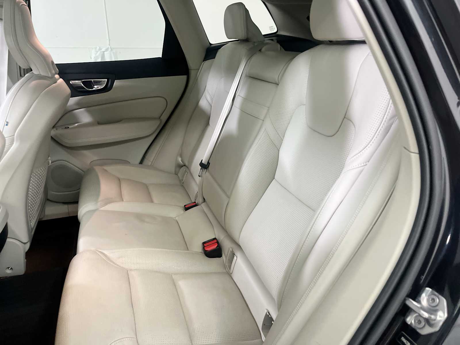 Thumbnail: 2019 Volvo XC60 - 26