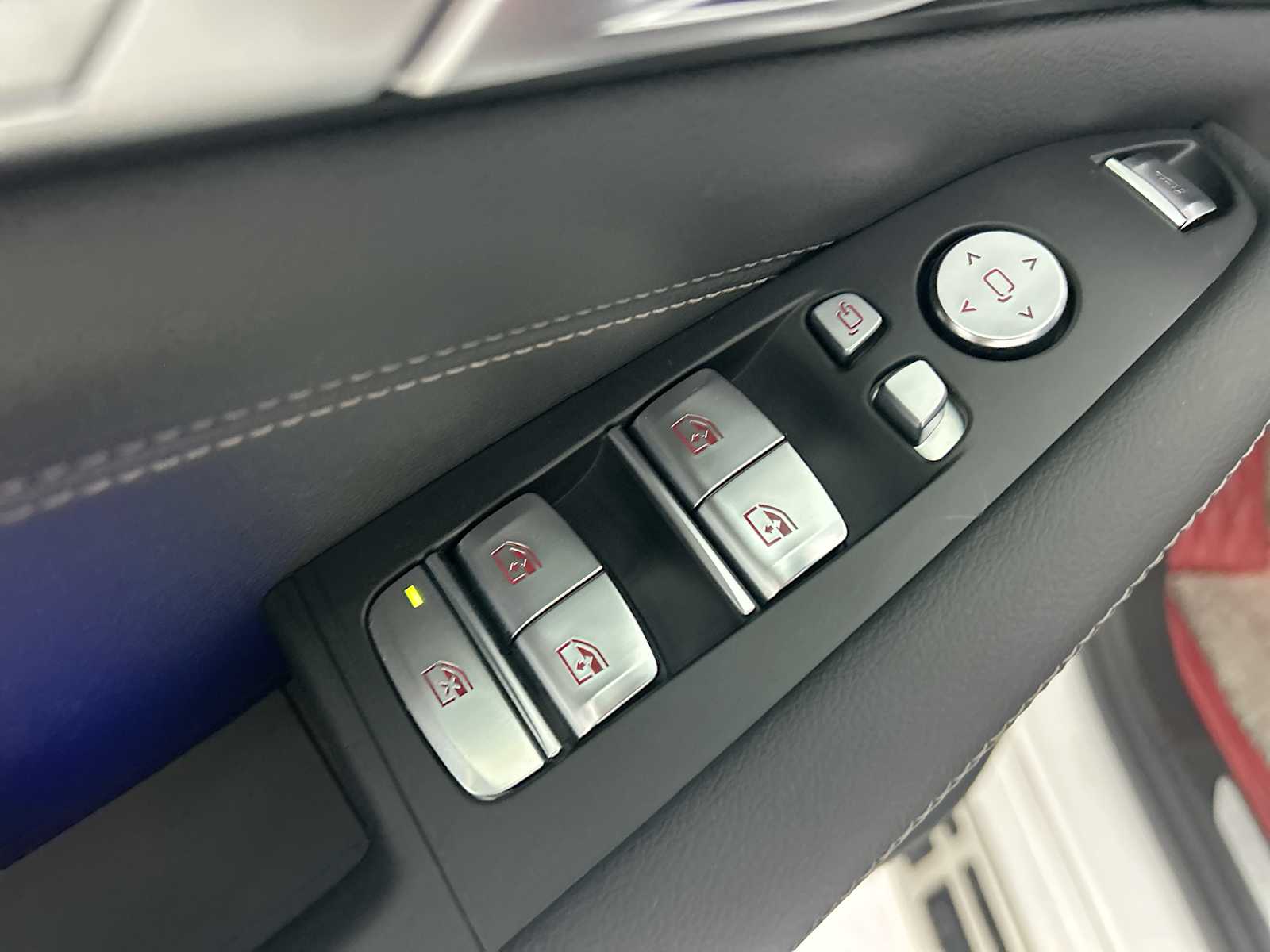 Thumbnail: 2021 BMW X7 - 15