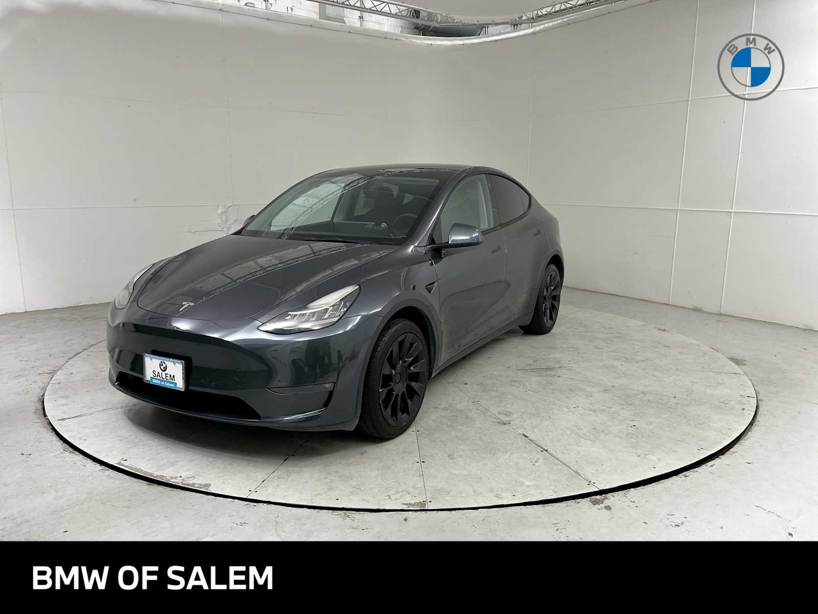 2022 Tesla Model Y Long Range Dual Motor All-Wheel Drive's photo