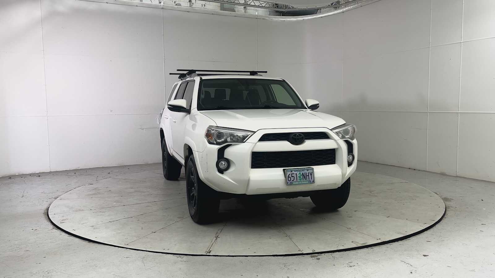 Thumbnail: 2018 Toyota 4Runner - 7