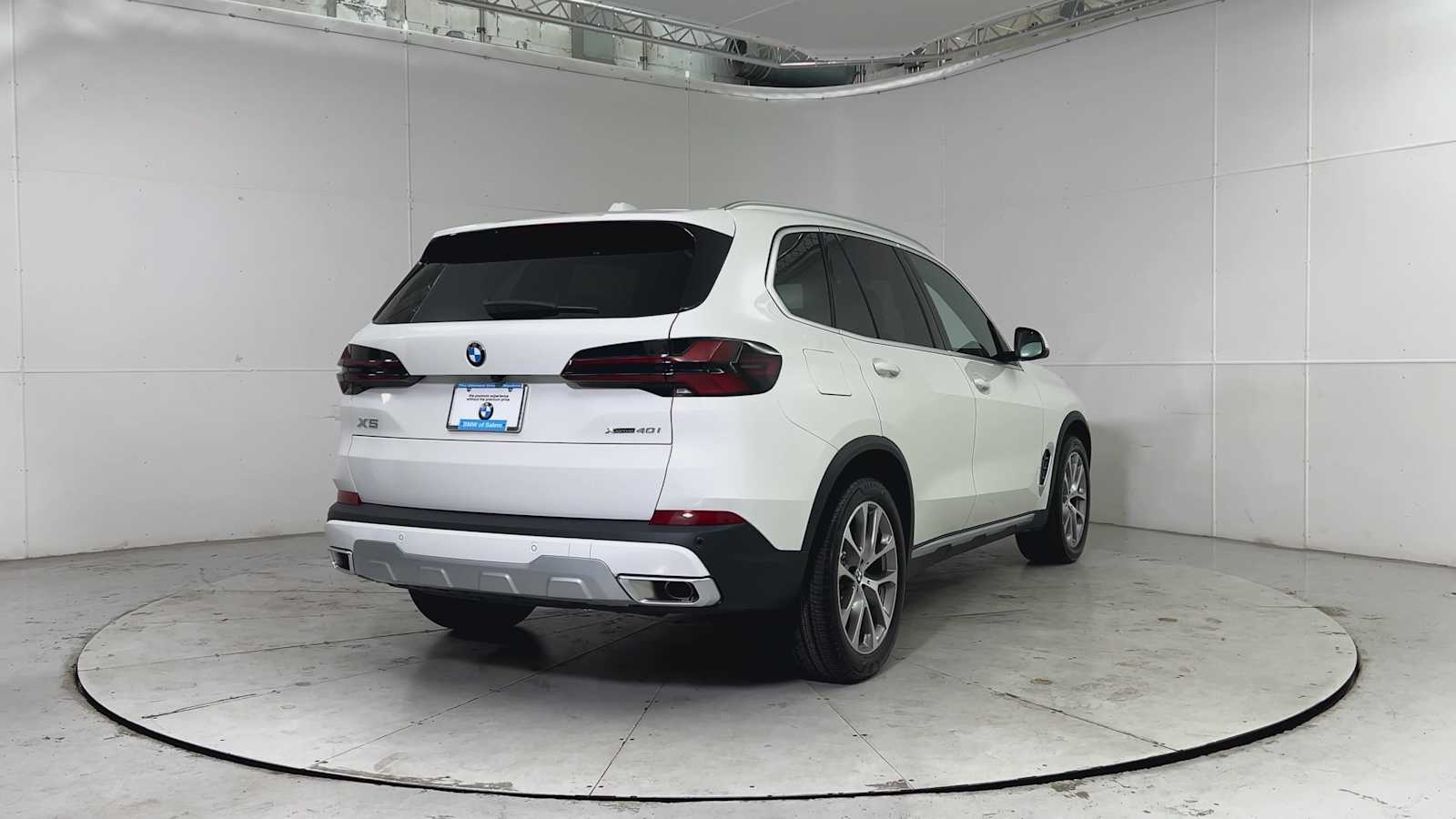 2026 Bmw X5 xDrive40i photo 2