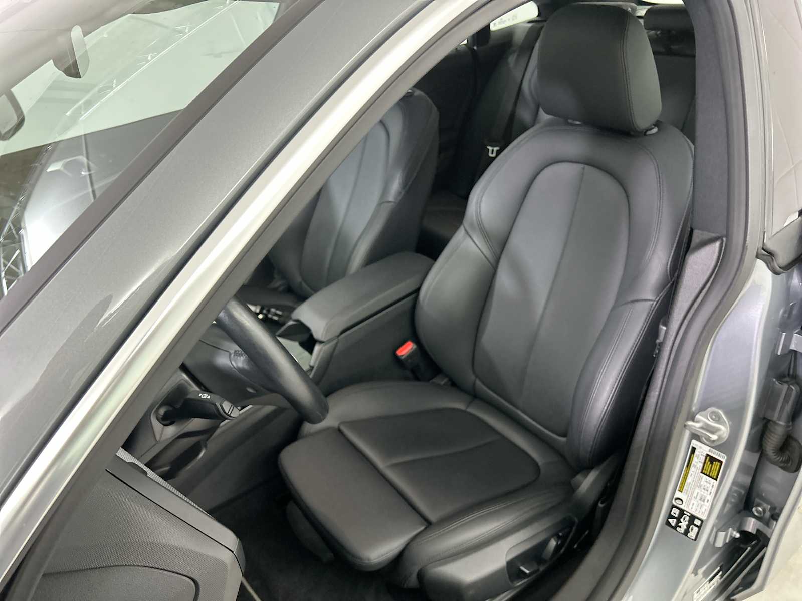 Thumbnail: 2024 BMW 2 Series - 13