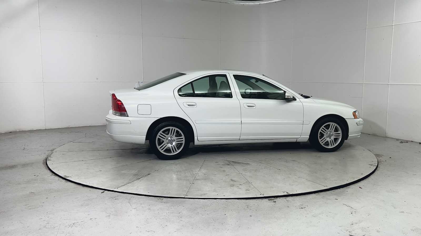 Thumbnail: 2009 Volvo S60 - 9