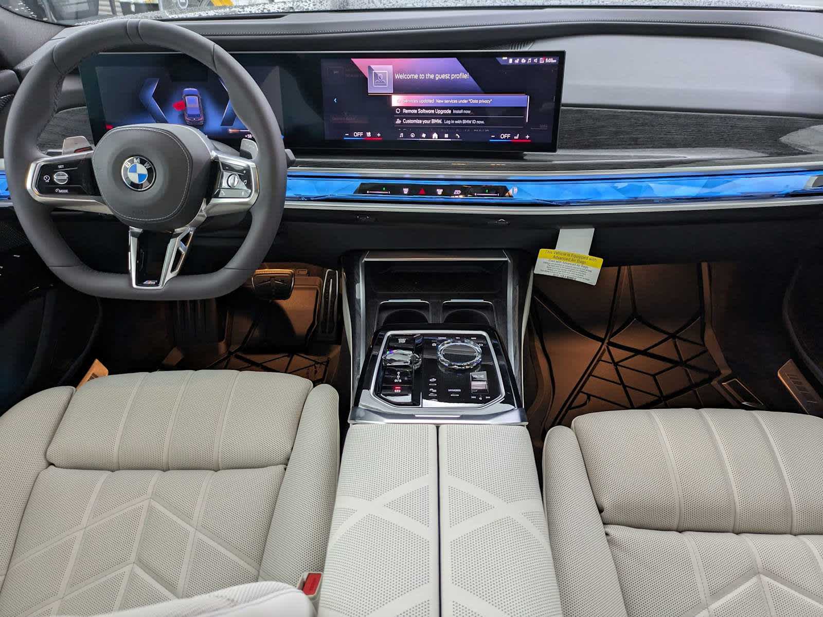 Thumbnail: 2025 BMW 7 Series - 14