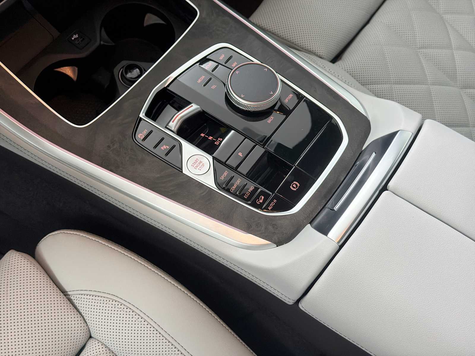 Thumbnail: 2026 BMW X5 - 22