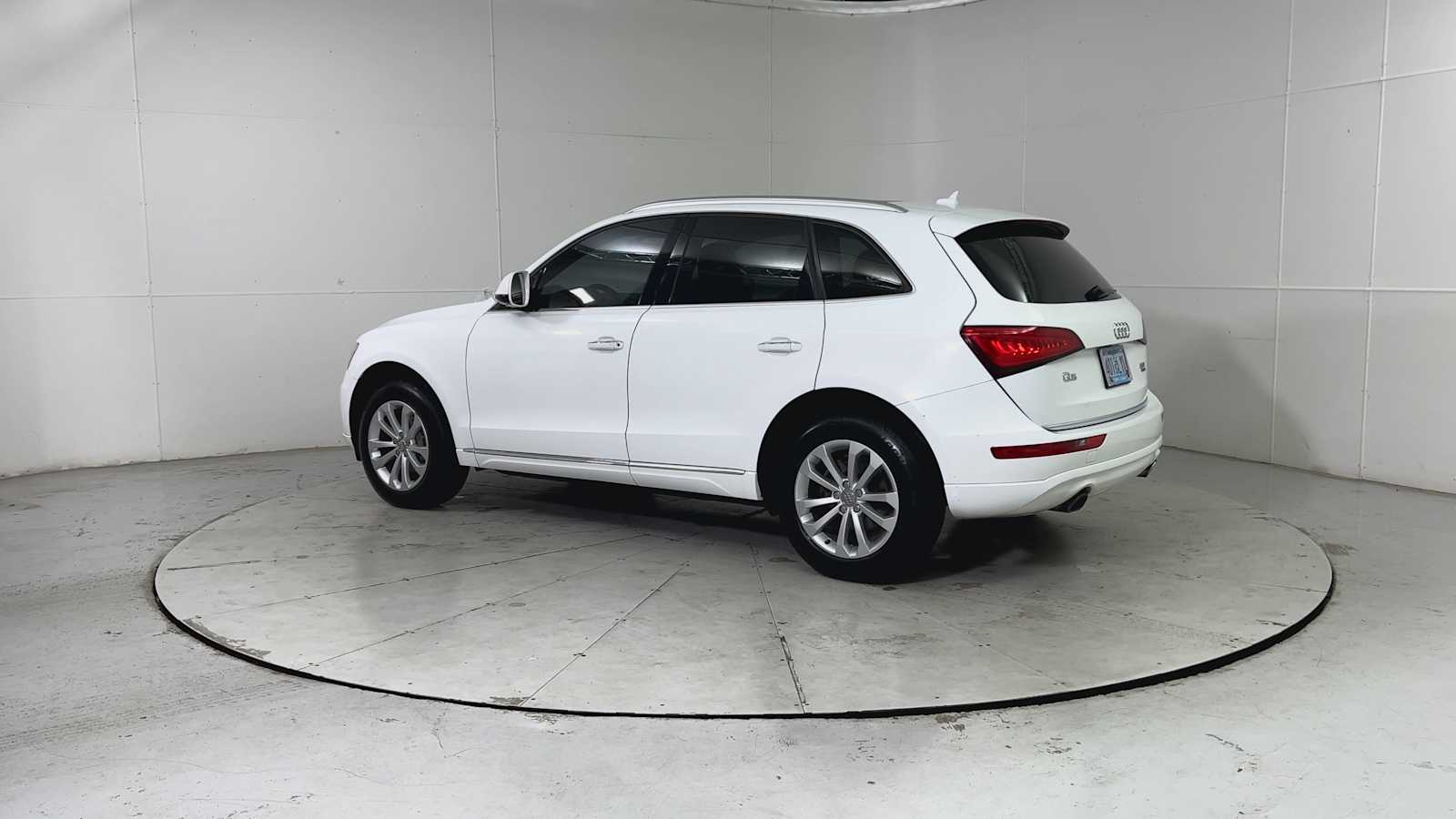 Thumbnail: 2016 Audi Q5 - 5