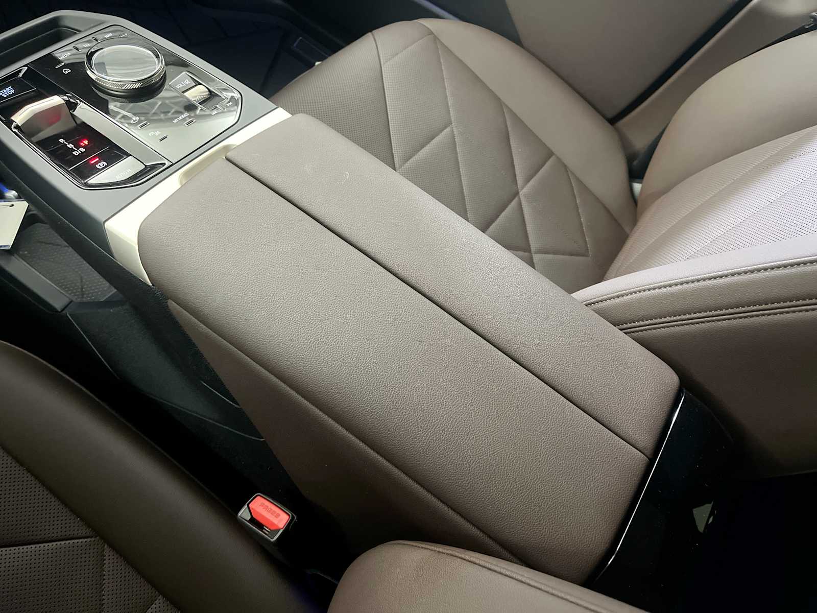 Thumbnail: 2024 BMW iX - 28