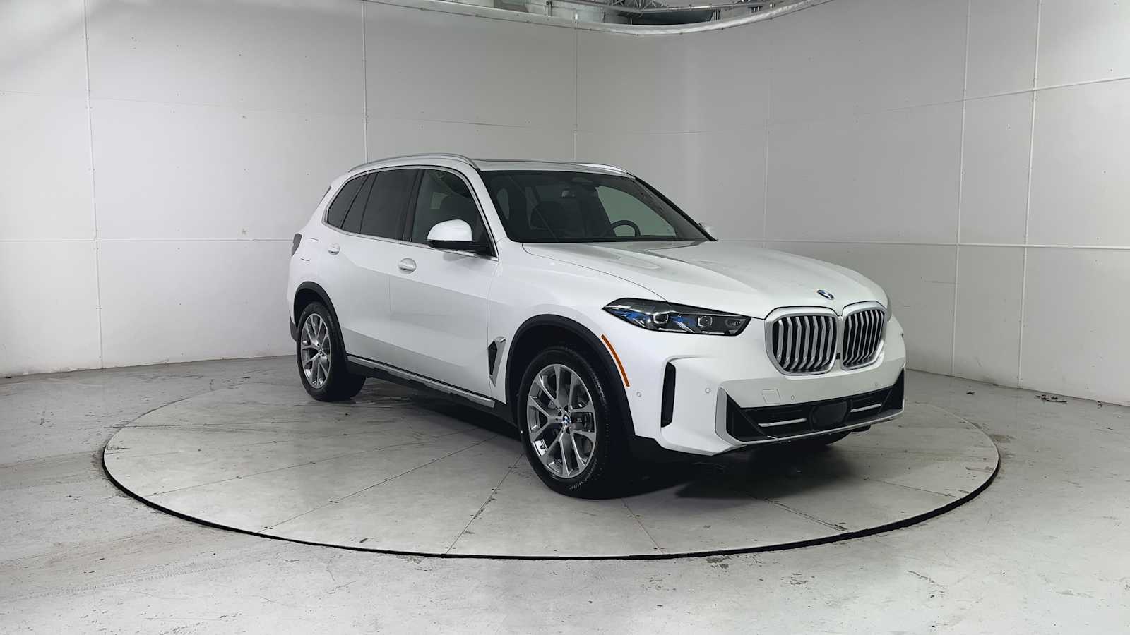 Thumbnail: 2026 BMW X5 - 8