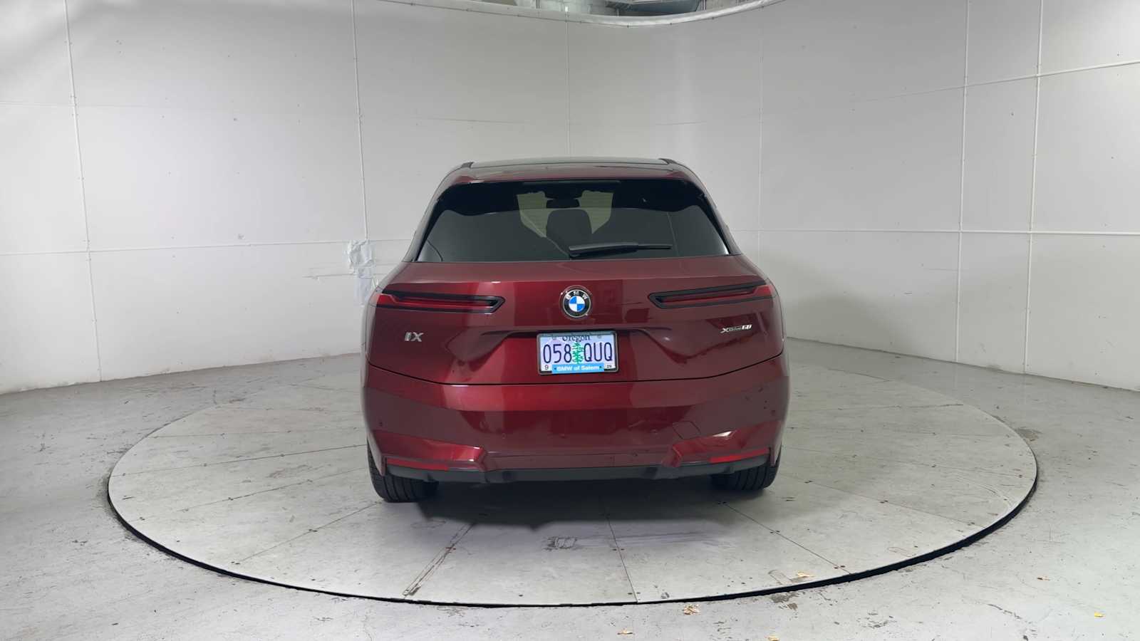 Thumbnail: 2026 BMW iX - 3