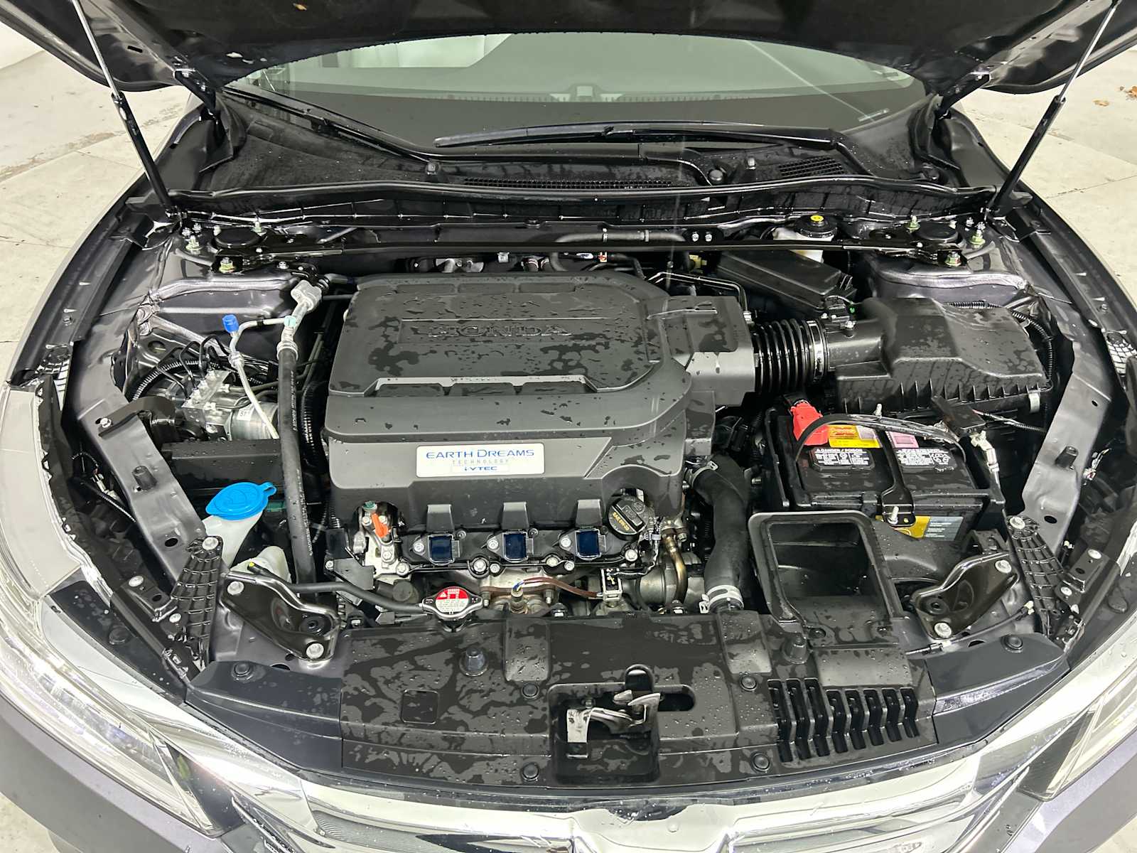 Thumbnail: 2016 Honda Accord - 18