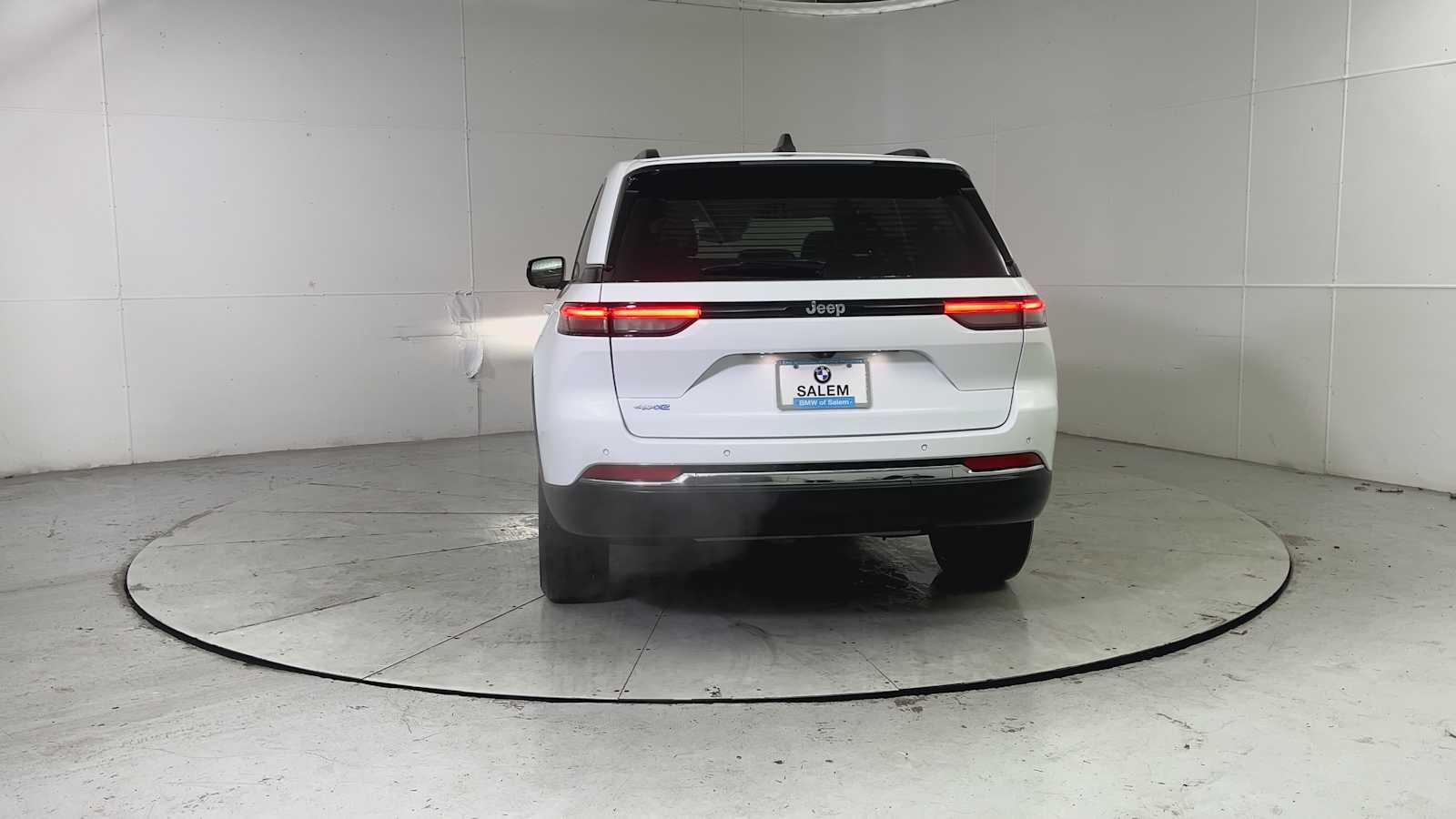 Thumbnail: 2022 Jeep Grand Cherokee - 3