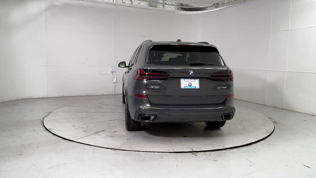 New 2026 BMW X5 xDrive40i SUV