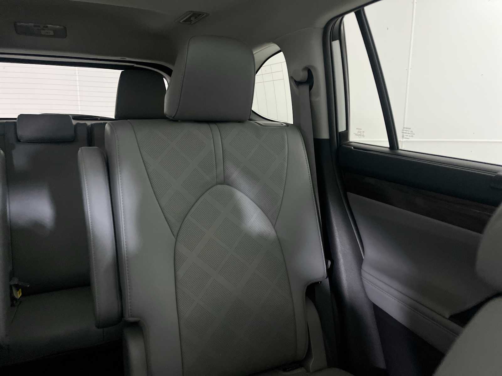 Thumbnail: 2020 Toyota Highlander - 14