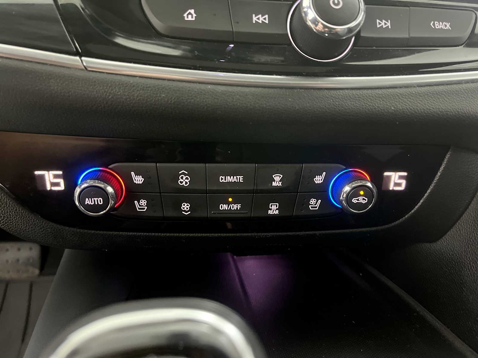 Thumbnail: 2019 Buick Enclave - 23