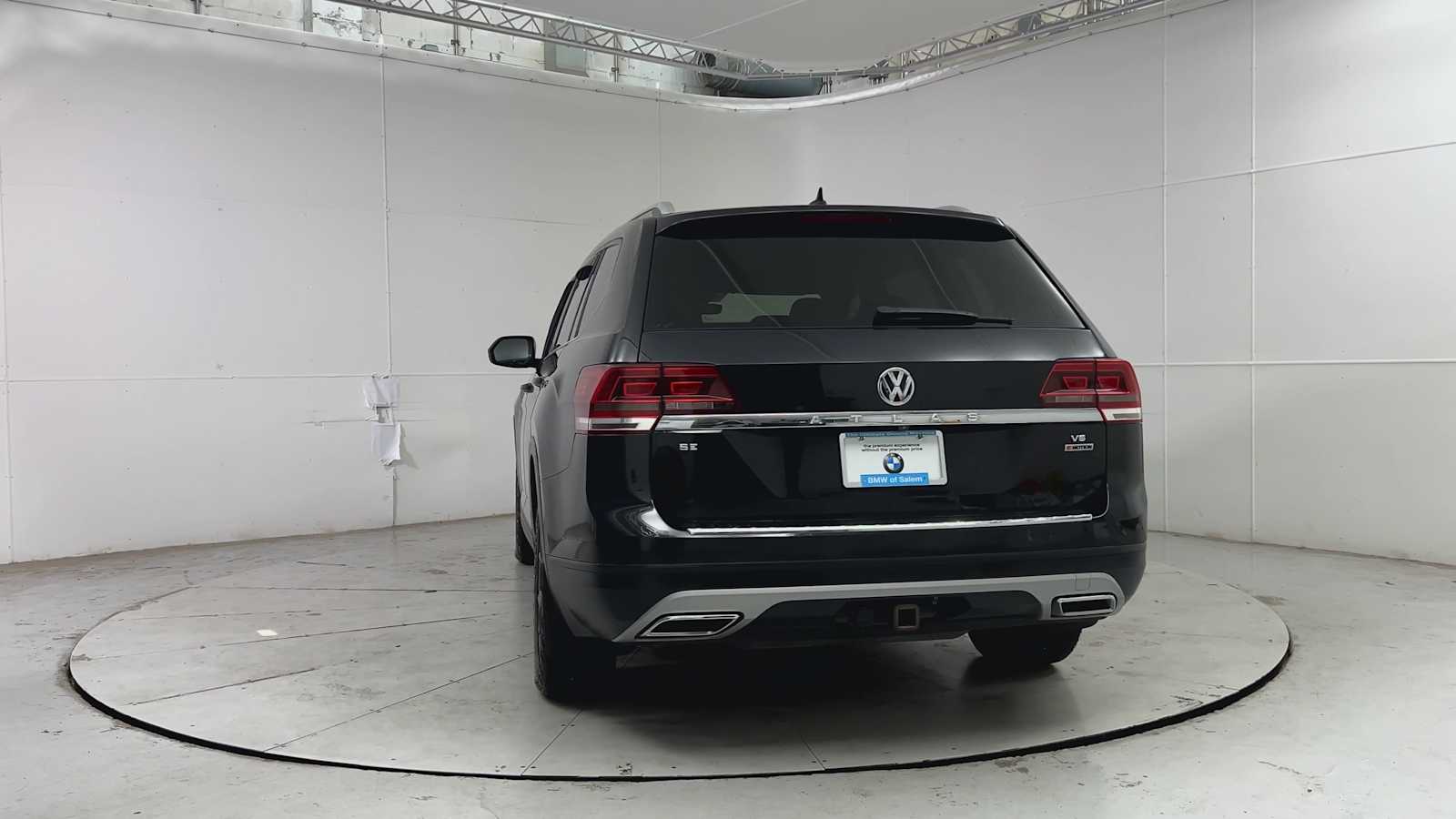 Thumbnail: 2018 Volkswagen Atlas - 3