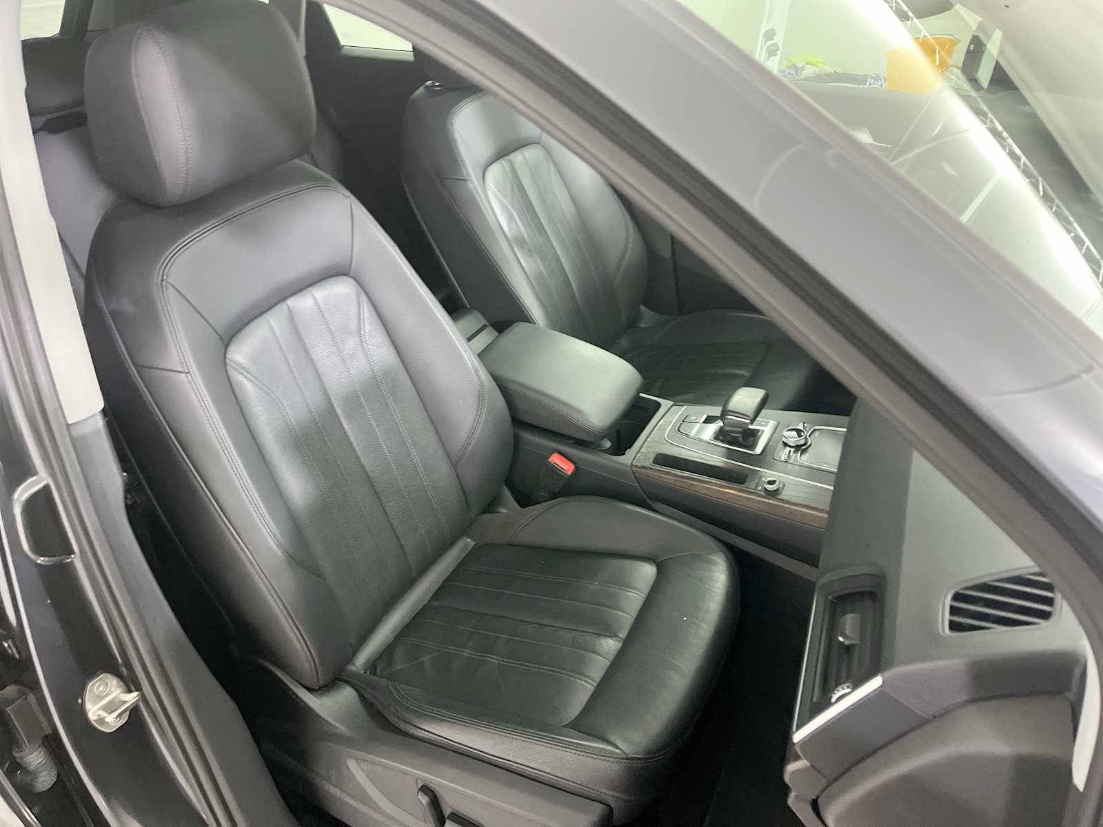 Thumbnail: 2018 Audi Q5 - 26