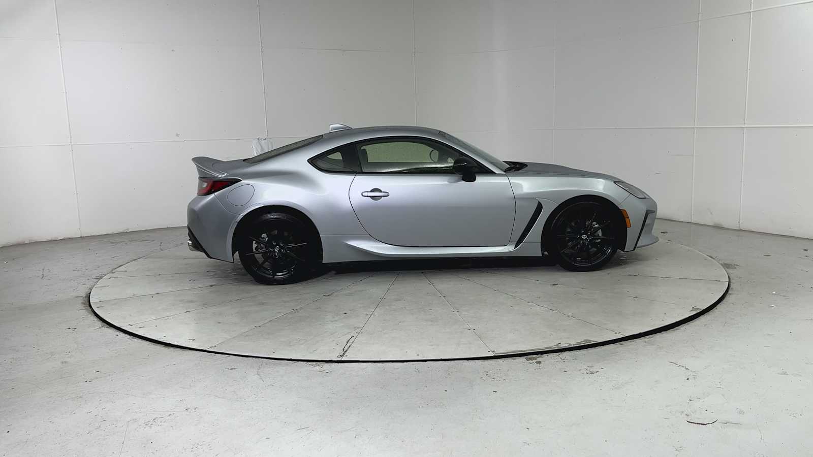 Thumbnail: 2023 Toyota GR86 - 9