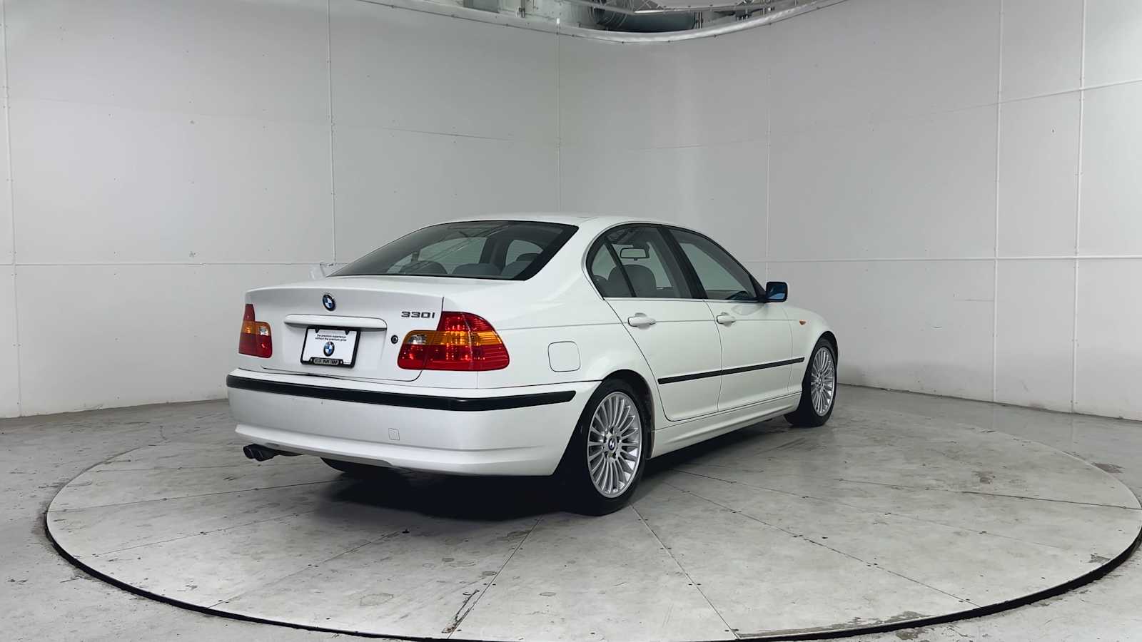 Thumbnail: 2003 BMW 3 Series - 2