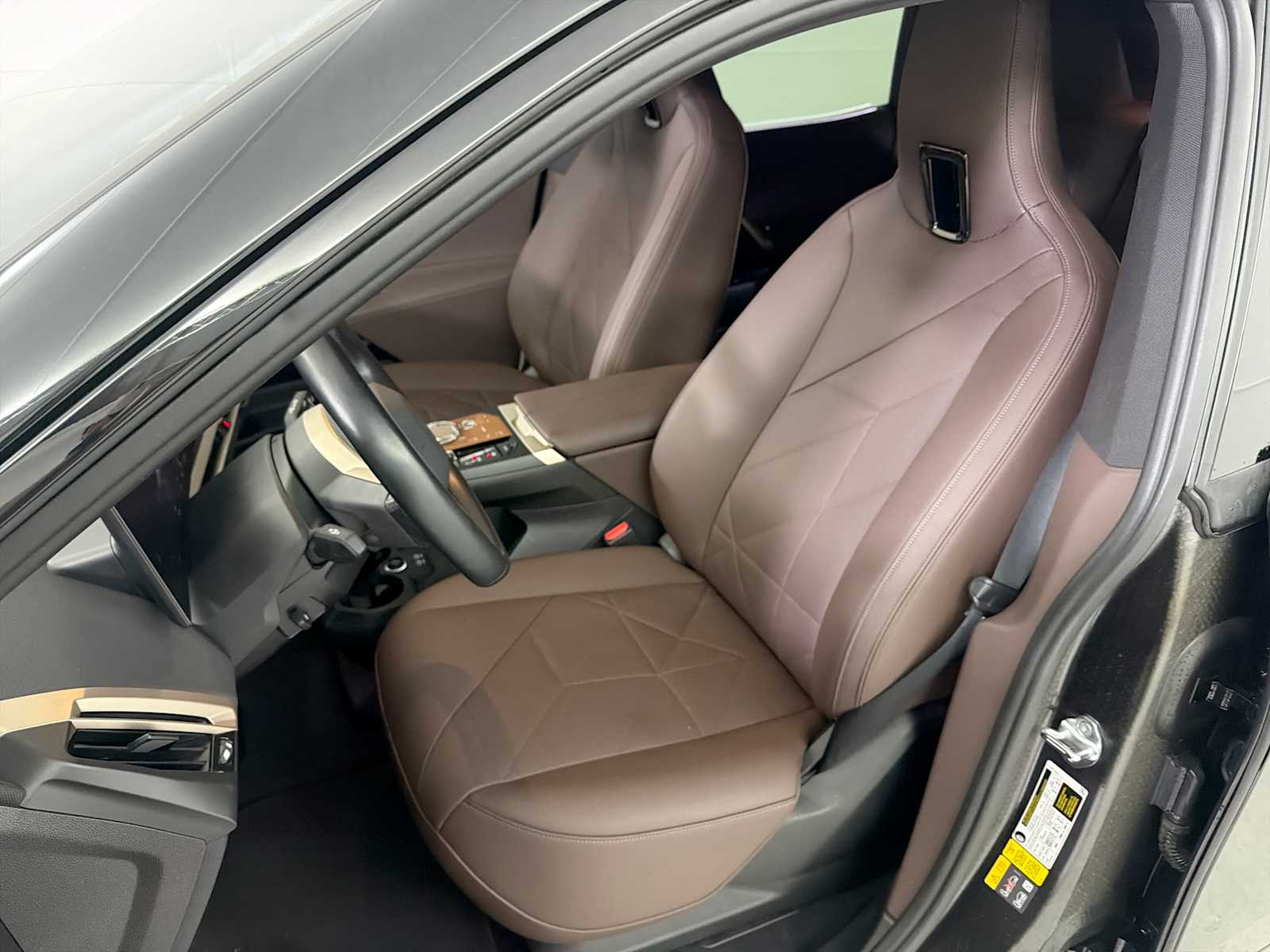 Thumbnail: 2023 BMW iX - 12