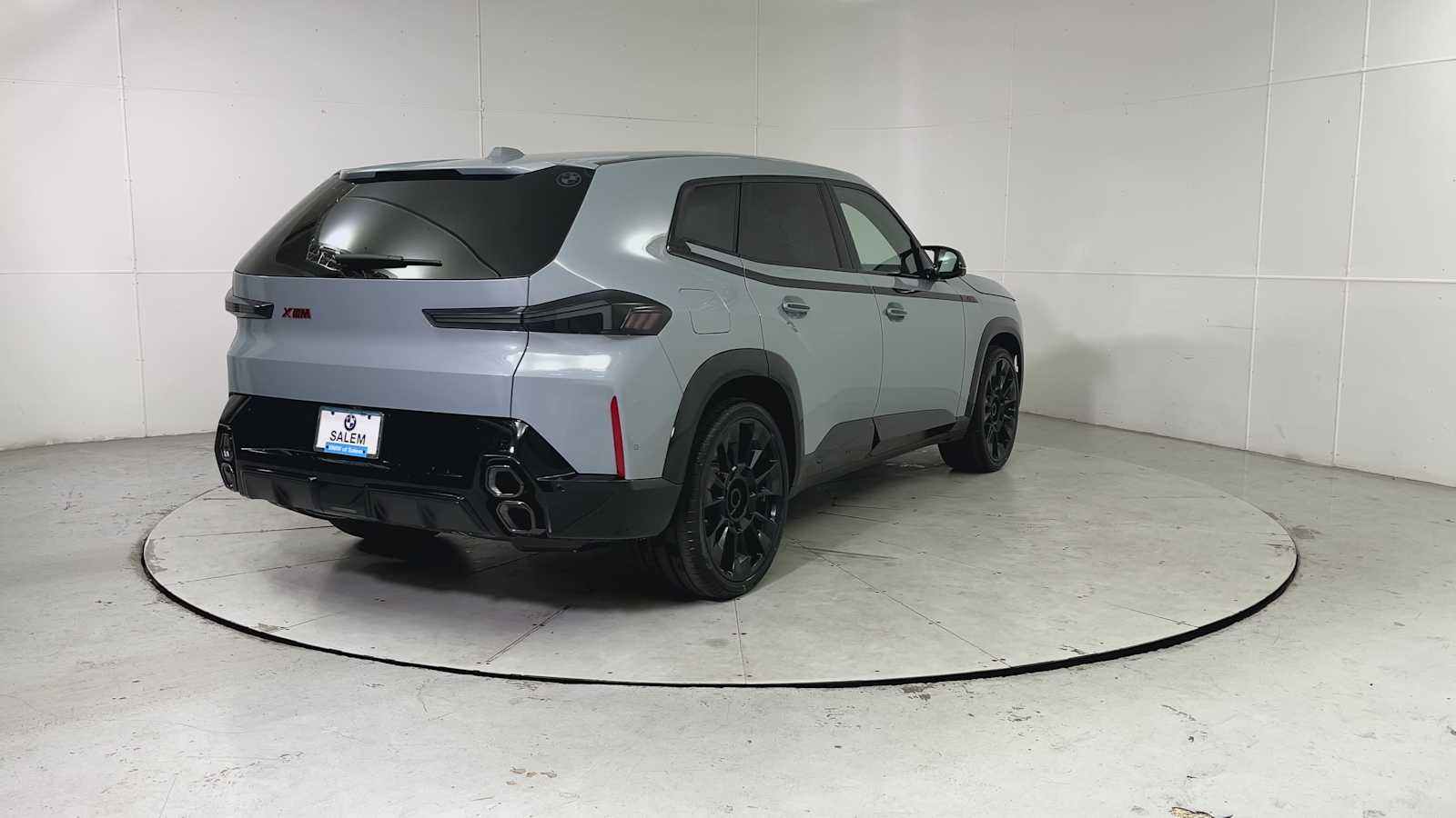 Thumbnail: 2026 BMW XM - 2