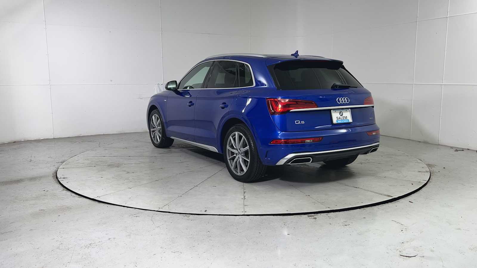 Thumbnail: 2021 Audi Q5 - 3