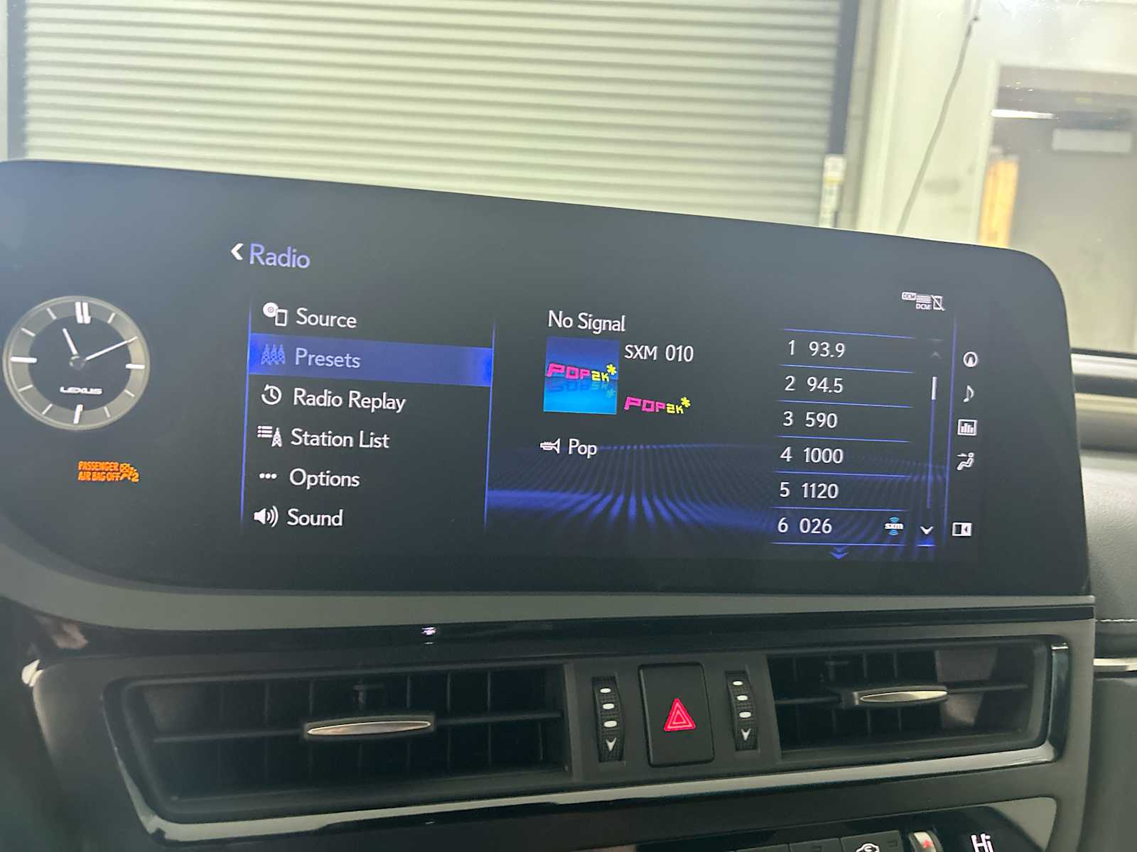 Thumbnail: 2022 Lexus ES - 12