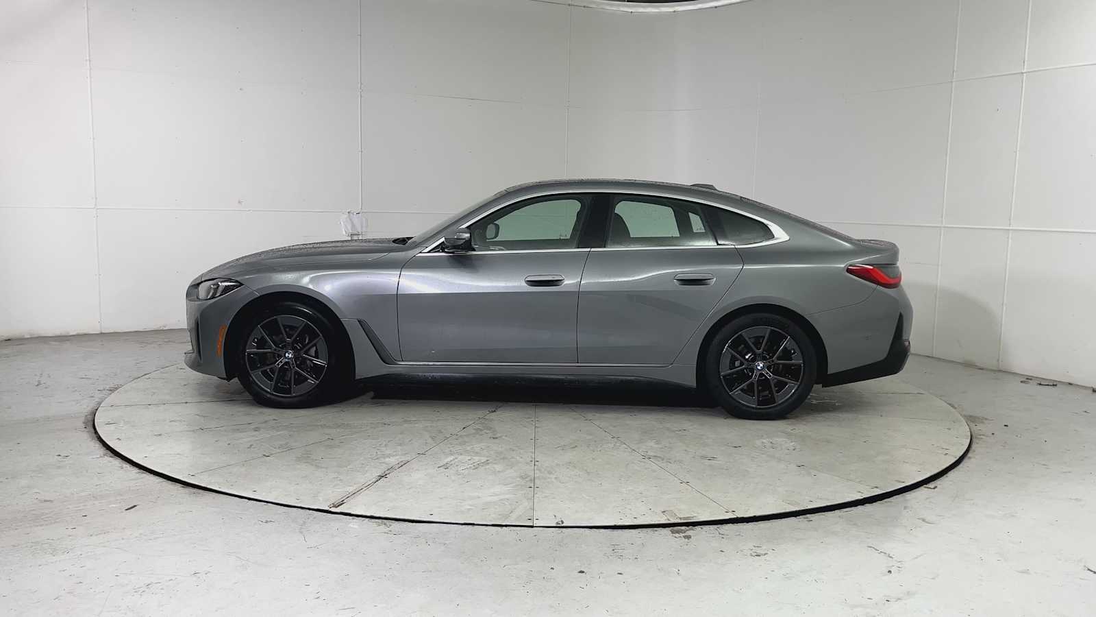 Thumbnail: 2025 BMW i4 - 5