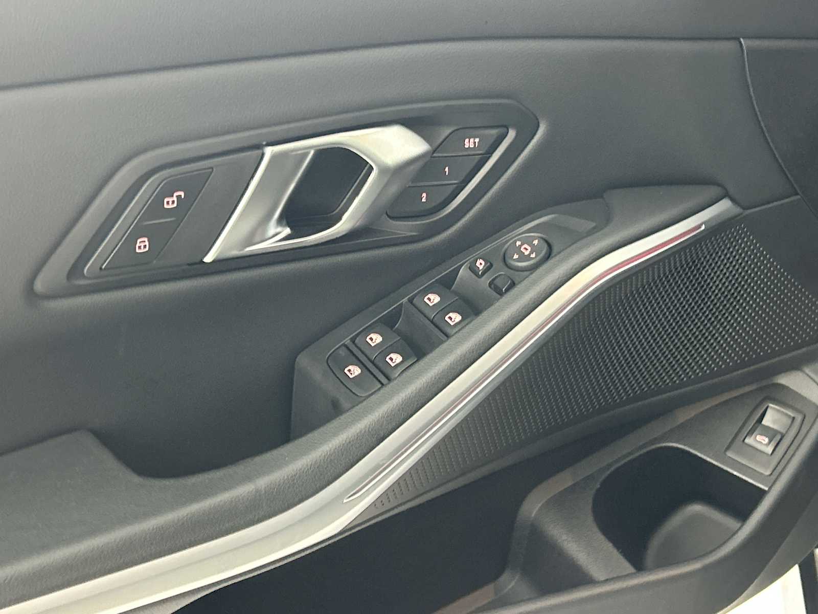 Thumbnail: 2024 BMW 3 Series - 15